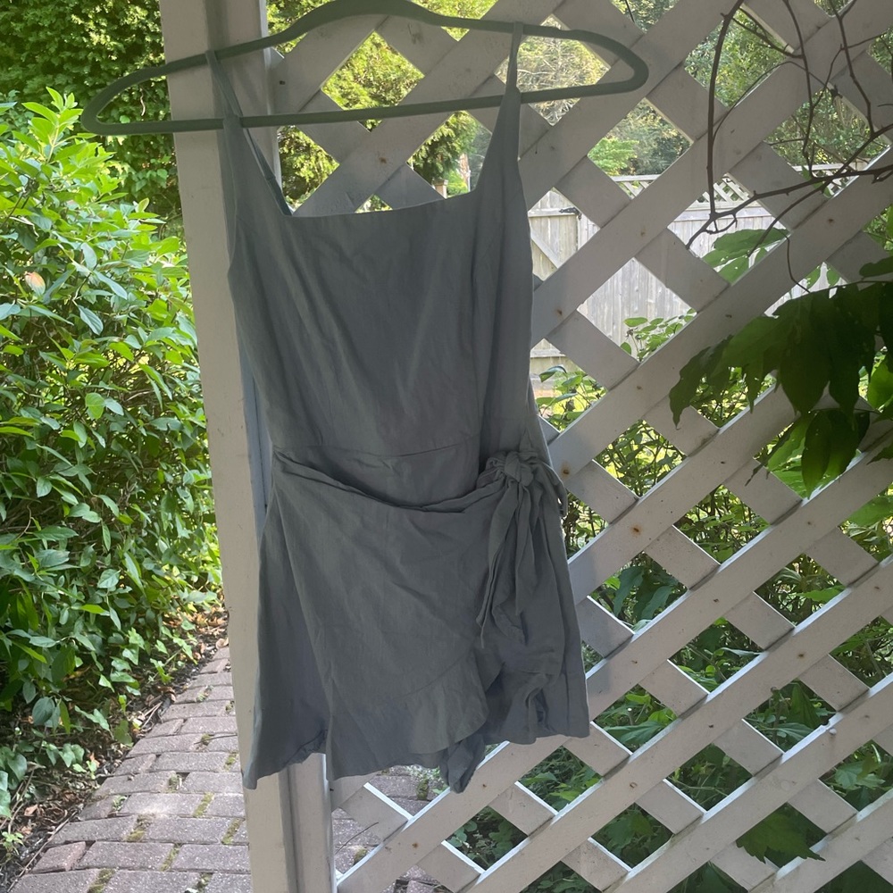 Princess Polly light blue romper size 0